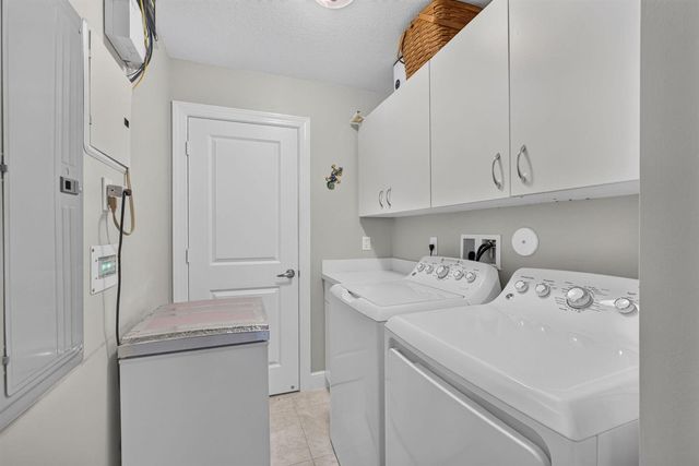 1013 BAY COLONY Drive S, Juno Beach, FL 33408