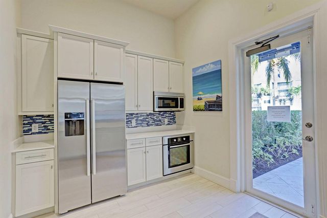 1013 BAY COLONY Drive S, Juno Beach, FL 33408