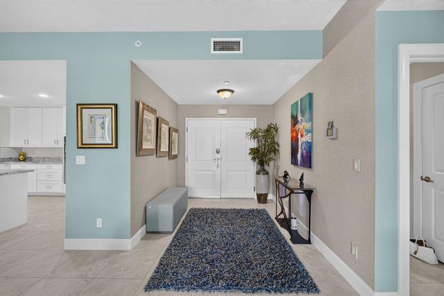 1013 BAY COLONY Drive S, Juno Beach, FL 33408