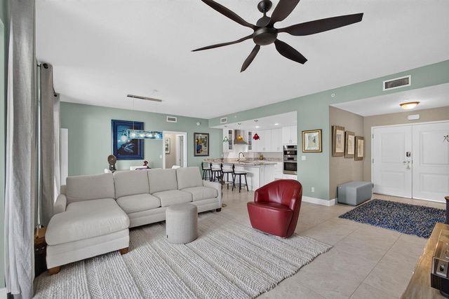 1013 BAY COLONY Drive S, Juno Beach, FL 33408