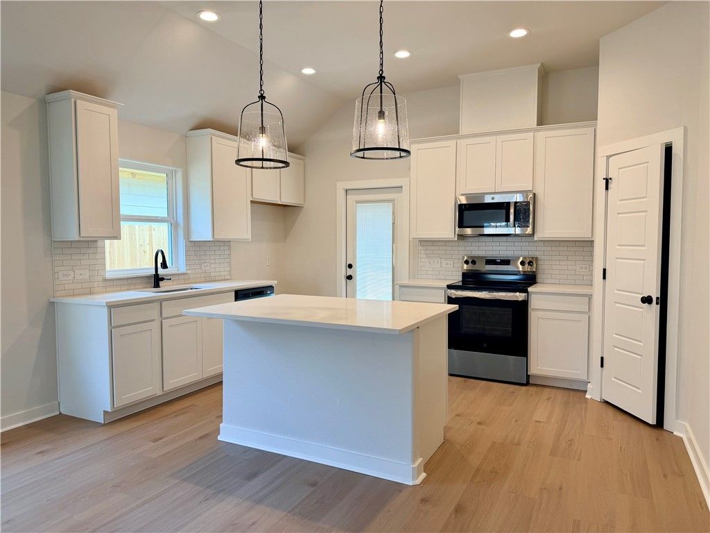 2786 Buccaneer Trail, Bryan, TX 77803 — photo 2