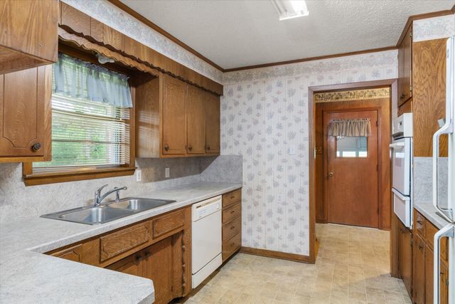 1310 Vz County Road 2135, Canton, TX 75103
