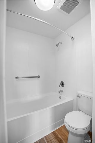 21801 Roscoe Boulevard 206, Canoga Park, CA 91304