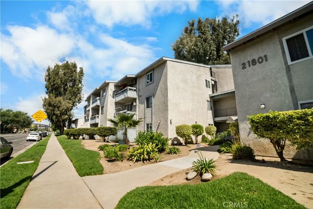 21801 Roscoe Boulevard 206, Canoga Park, CA 91304