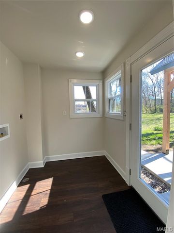 145 Ellis Avenue, Troy, MO 63379