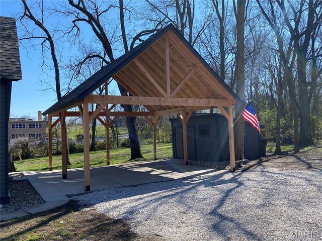 145 Ellis Avenue, Troy, MO 63379