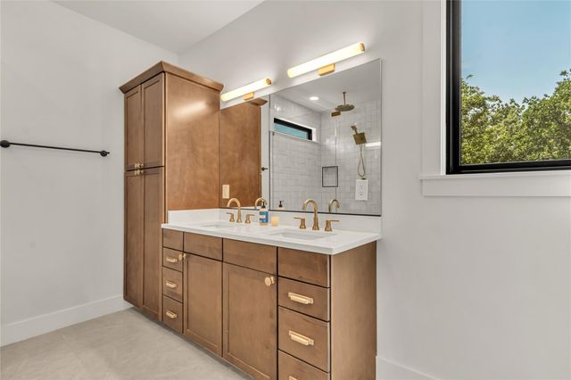 6905 Daugherty ST, Austin, TX 78757