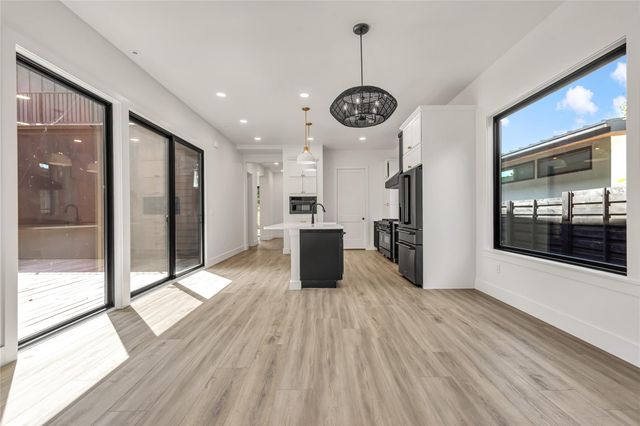 6905 Daugherty ST, Austin, TX 78757