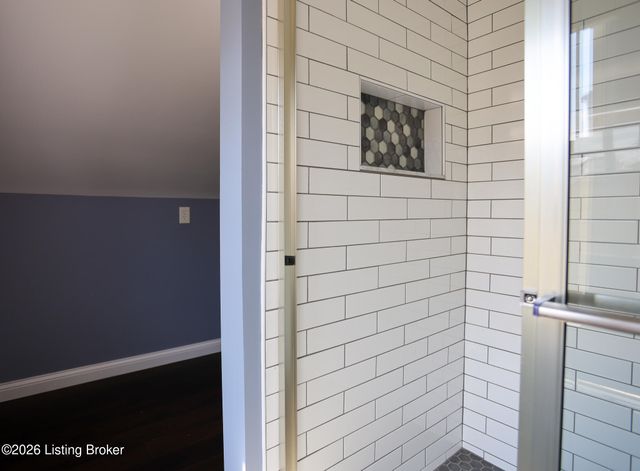 4625 Cliff Ave, Louisville, KY 40215