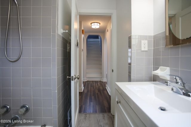 4625 Cliff Ave, Louisville, KY 40215