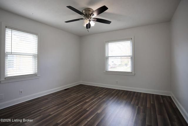 4625 Cliff Ave, Louisville, KY 40215