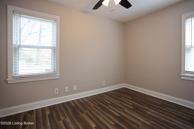 4625 Cliff Ave, Louisville, KY 40215