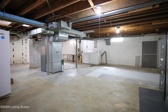 4625 Cliff Ave, Louisville, KY 40215