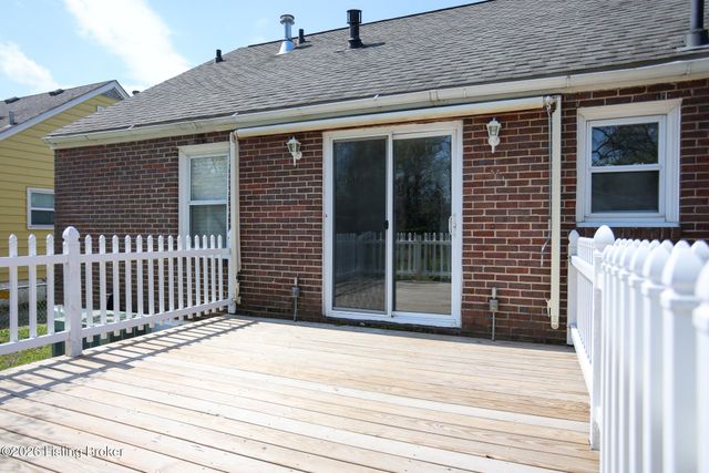 4625 Cliff Ave, Louisville, KY 40215