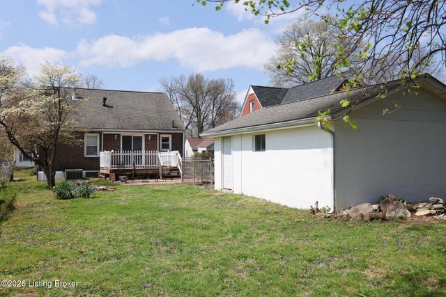 4625 Cliff Ave, Louisville, KY 40215