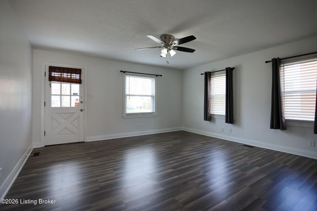 4625 Cliff Ave, Louisville, KY 40215