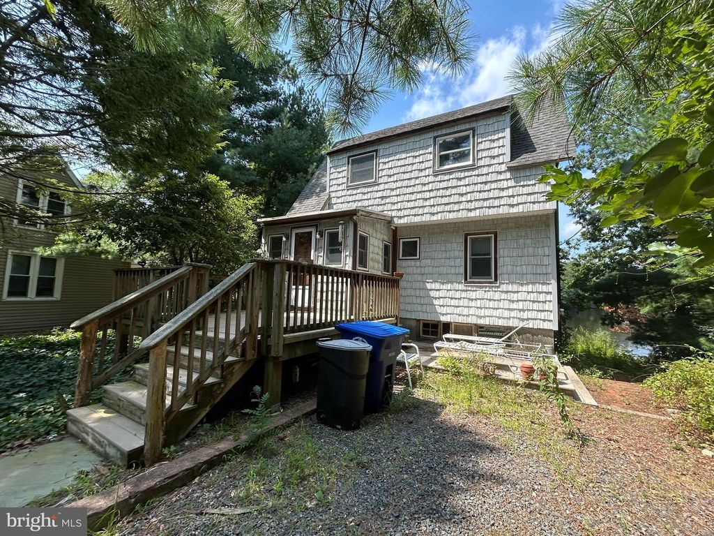 9 BUTLER CT, Browns Mills, NJ 08015