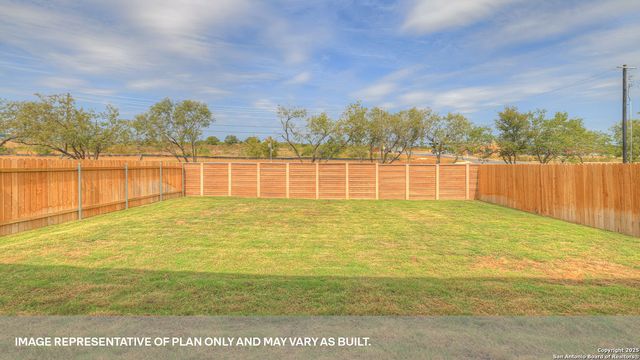 335 BOATMAN COVE, Seguin, TX 78155