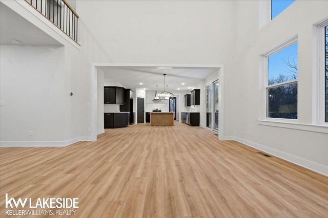 45155 Twin River Drive, Macomb Twp, MI 48044