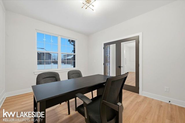 45155 Twin River Drive, Macomb Twp, MI 48044