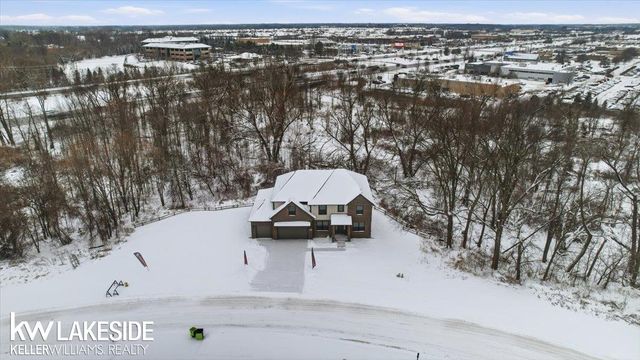 45155 Twin River Drive, Macomb Twp, MI 48044