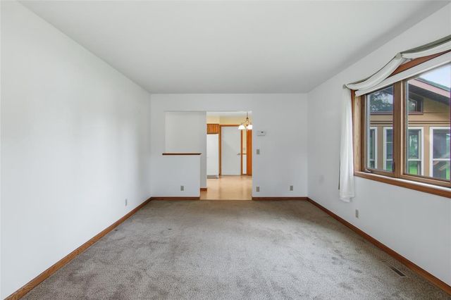 4725 Rudolph Road, Eau Claire, WI 54701