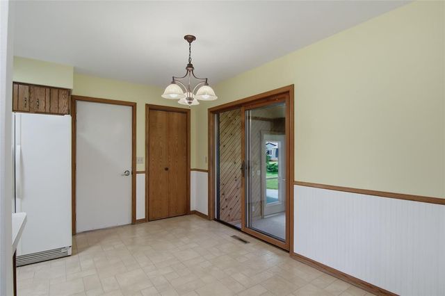 4725 Rudolph Road, Eau Claire, WI 54701