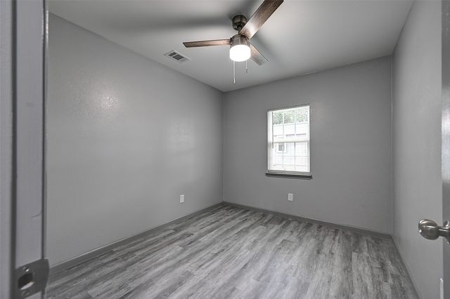 4913 Tahoe Drive, Fort Worth, TX 76119