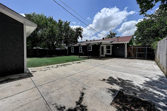 4913 Tahoe Drive, Fort Worth, TX 76119
