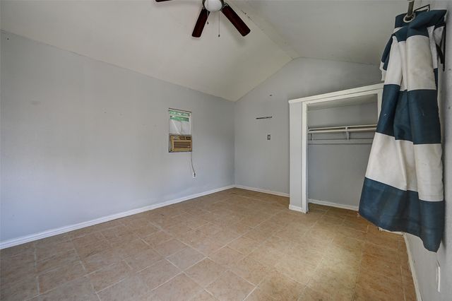 4913 Tahoe Drive, Fort Worth, TX 76119