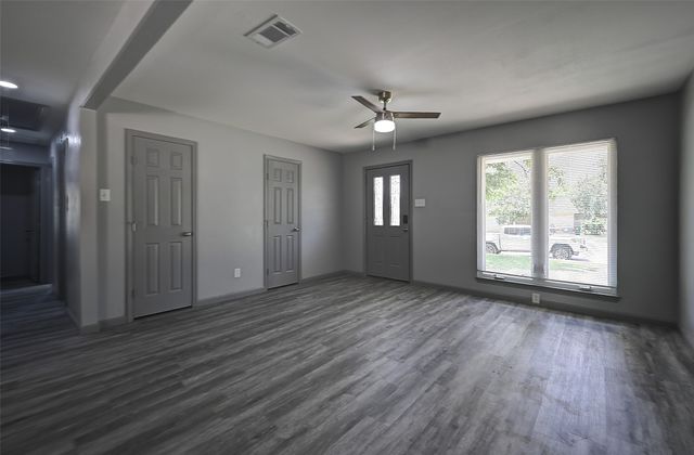 4913 Tahoe Drive, Fort Worth, TX 76119