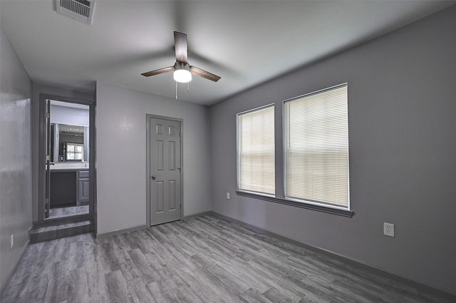 4913 Tahoe Drive, Fort Worth, TX 76119