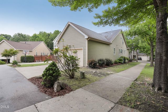 248 Marsh Landing Drive, Holly Springs, NC 27540