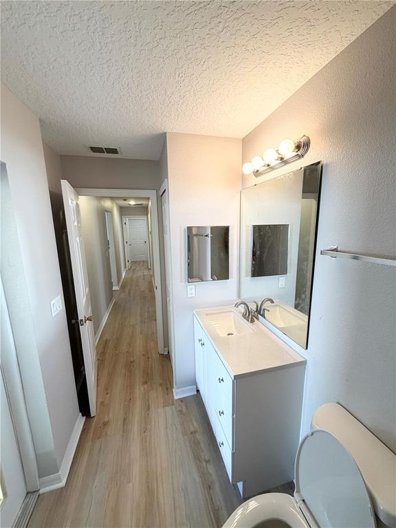 Image 39 of property listing at 65 BROCKTON LANE, Palm Coast, FL 32137