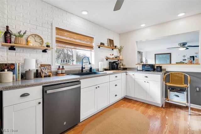 2702 Bears Den Road, Youngstown, OH 44511