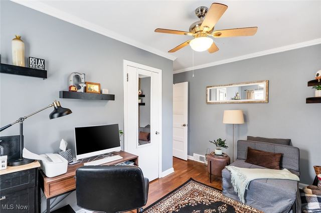 2702 Bears Den Road, Youngstown, OH 44511