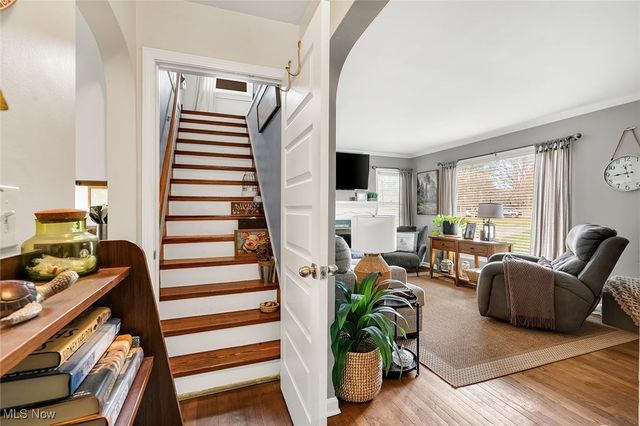 2702 Bears Den Road, Youngstown, OH 44511