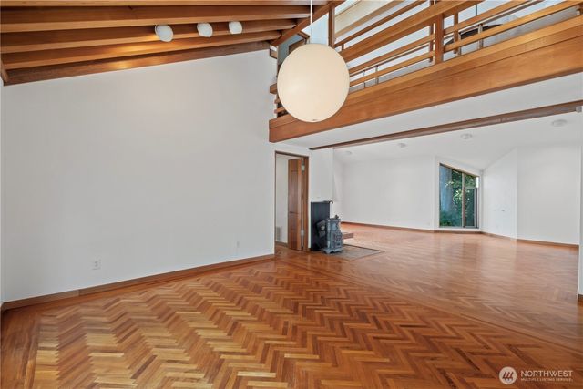 17040 Agate Street NE, Bainbridge Island, WA 98110