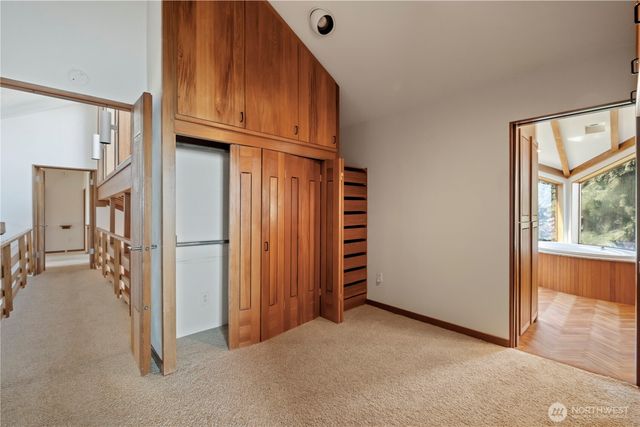 17040 Agate Street NE, Bainbridge Island, WA 98110