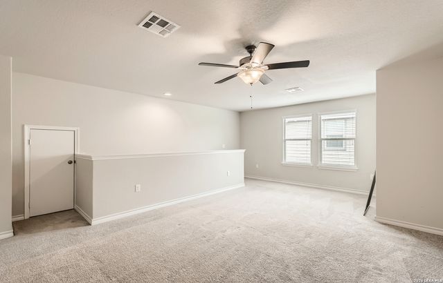 5607 BURR BLF, San Antonio, TX 78266