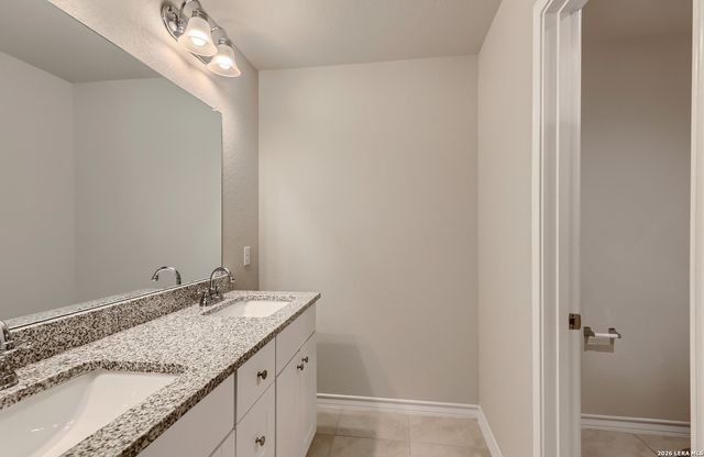 5607 BURR BLF, San Antonio, TX 78266