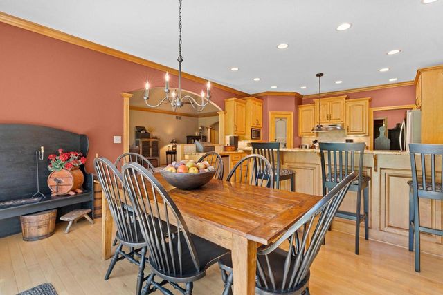 W230N7956 Bluebill DRIVE, Sussex, WI 53089