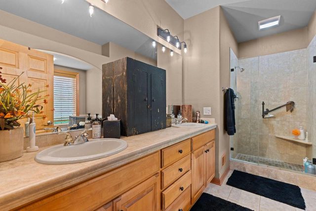 W230N7956 Bluebill DRIVE, Sussex, WI 53089