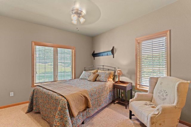 W230N7956 Bluebill DRIVE, Sussex, WI 53089