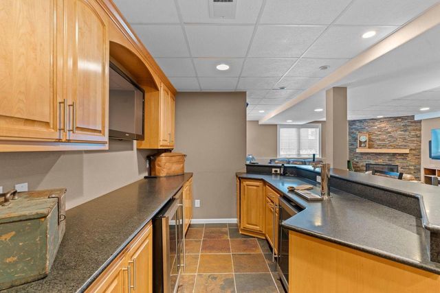 W230N7956 Bluebill DRIVE, Sussex, WI 53089