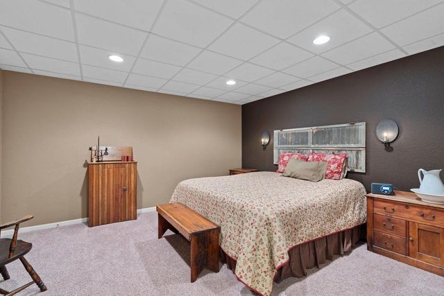 W230N7956 Bluebill DRIVE, Sussex, WI 53089