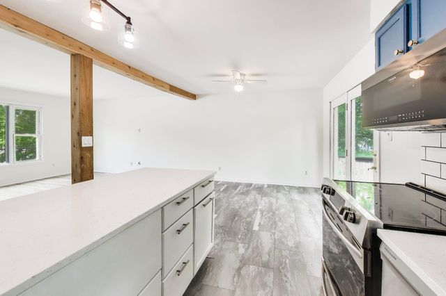 1662 Ivy Court, Schererville, IN 46375