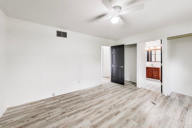1662 Ivy Court, Schererville, IN 46375