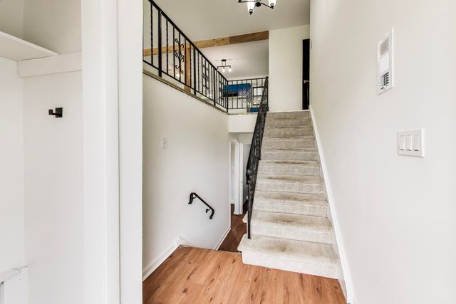 1662 Ivy Court, Schererville, IN 46375