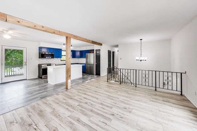 1662 Ivy Court, Schererville, IN 46375